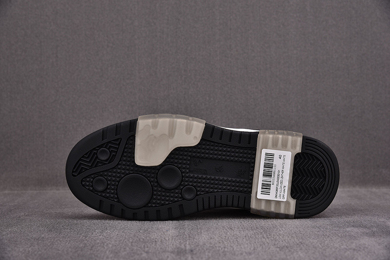 OF GYM Sneakers