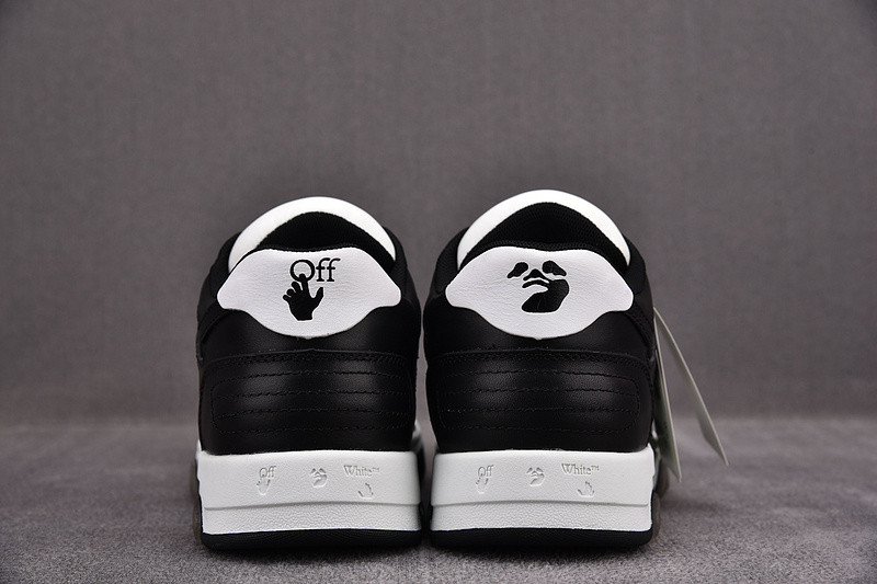 OF GYM Sneakers