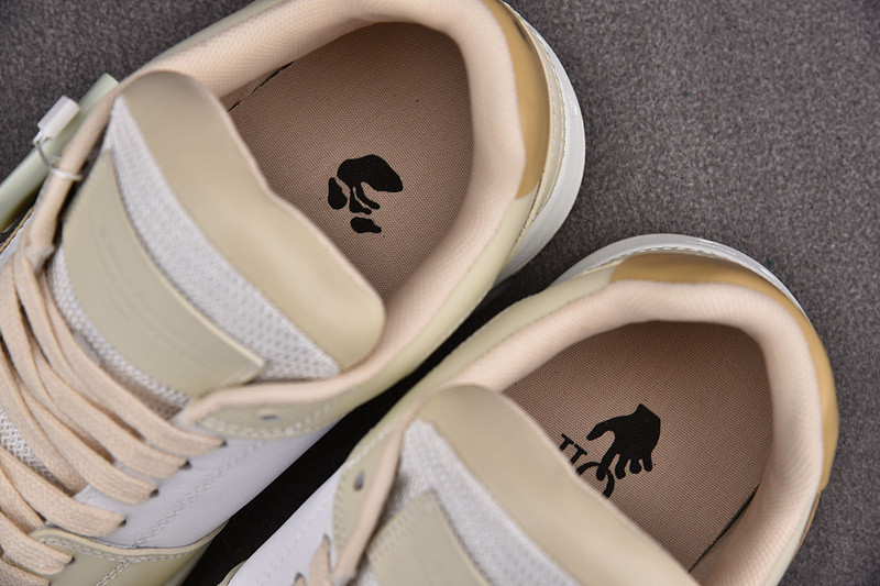 OF GYM Sneakers