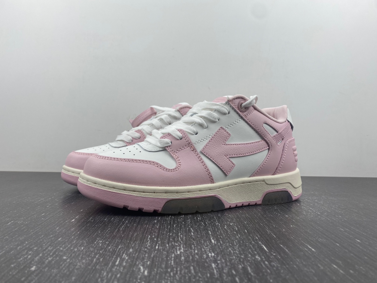 Off White GYM Sneaker