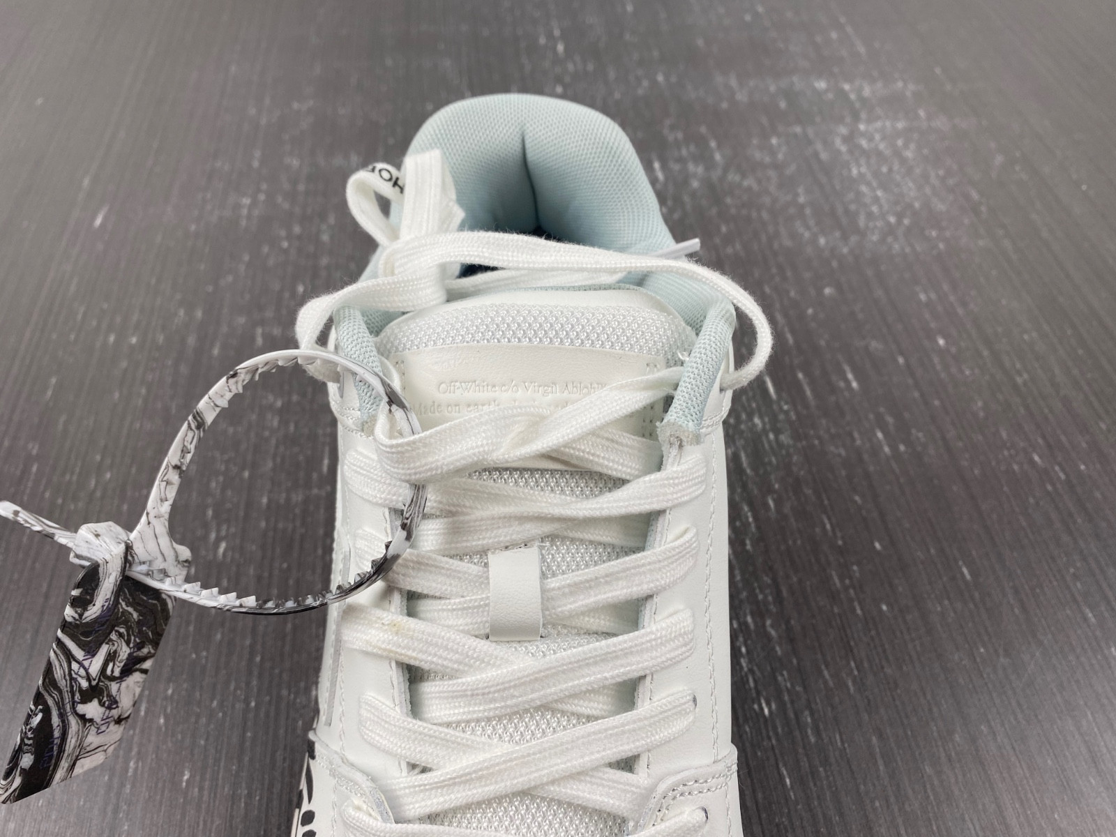 Off White GYM Sneaker