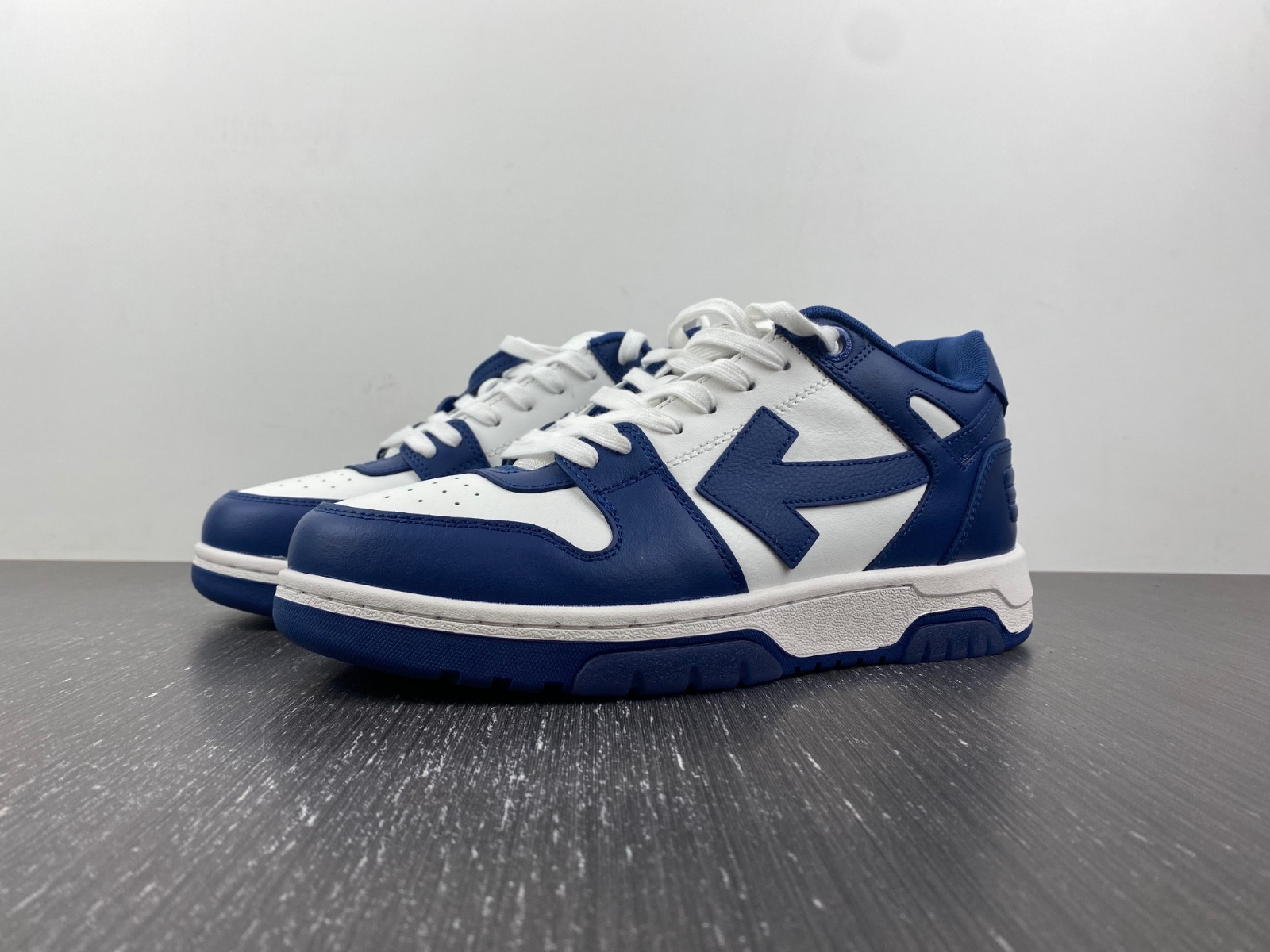 Off White GYM Sneaker