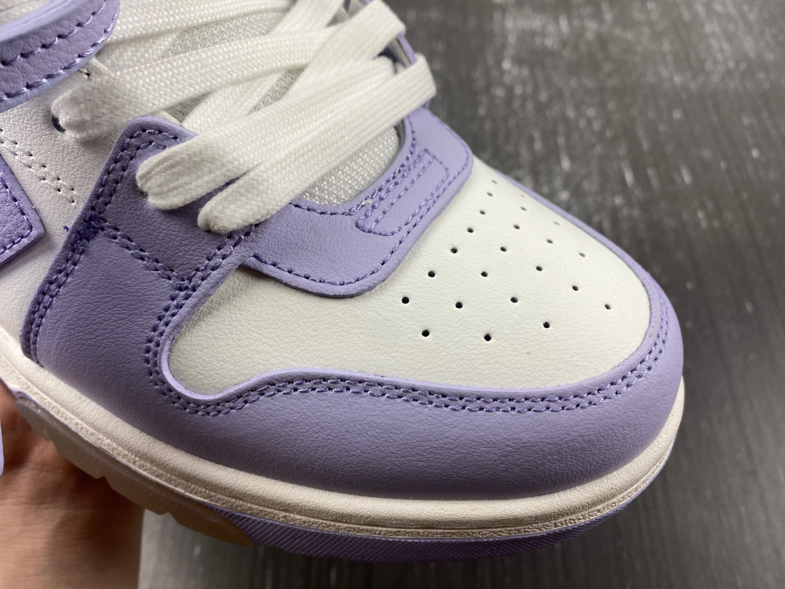 Off White GYM Sneaker
