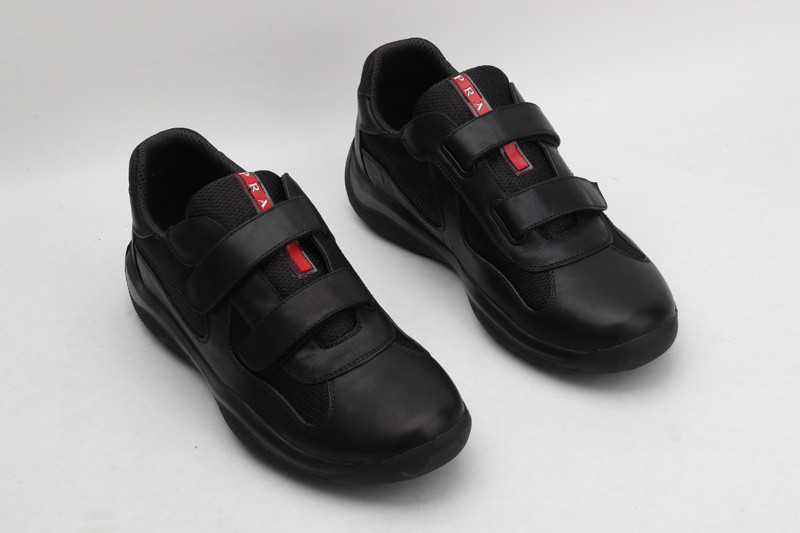 PA Low Sneakers