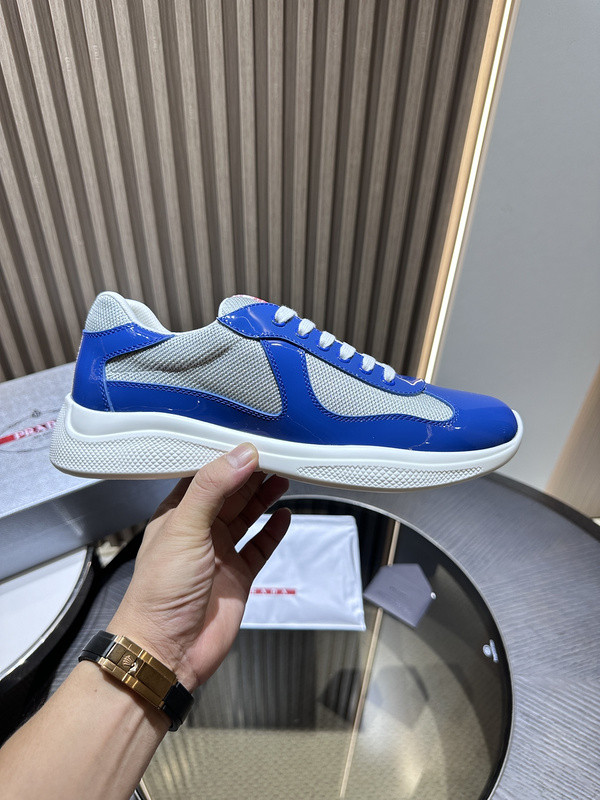 PA Low Sneakers