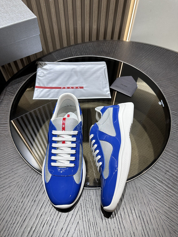 PA Low Sneakers