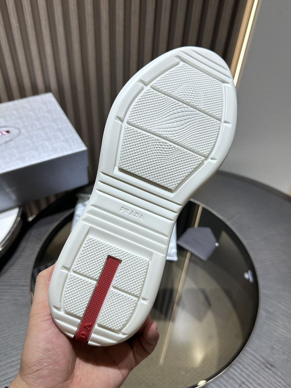 PA Low Sneakers