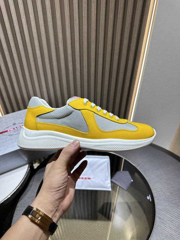 PA Low Sneakers