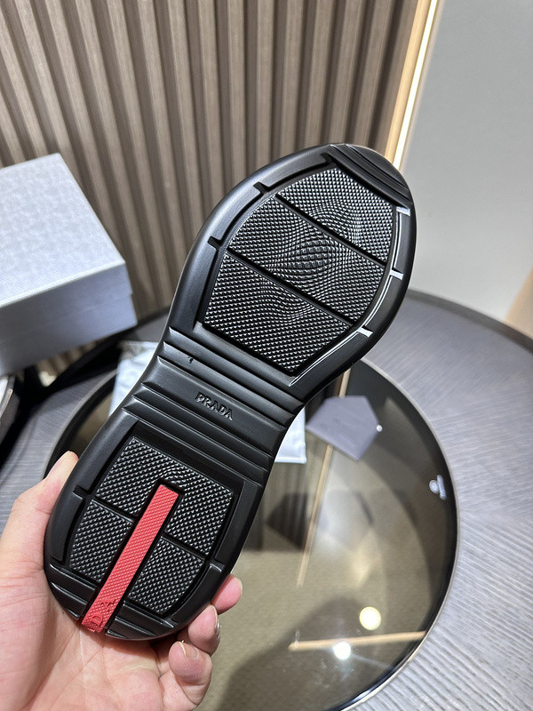 PA Low Sneakers