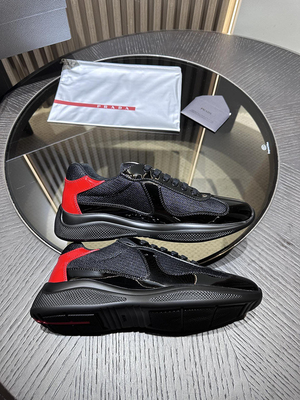 PA Low Sneakers