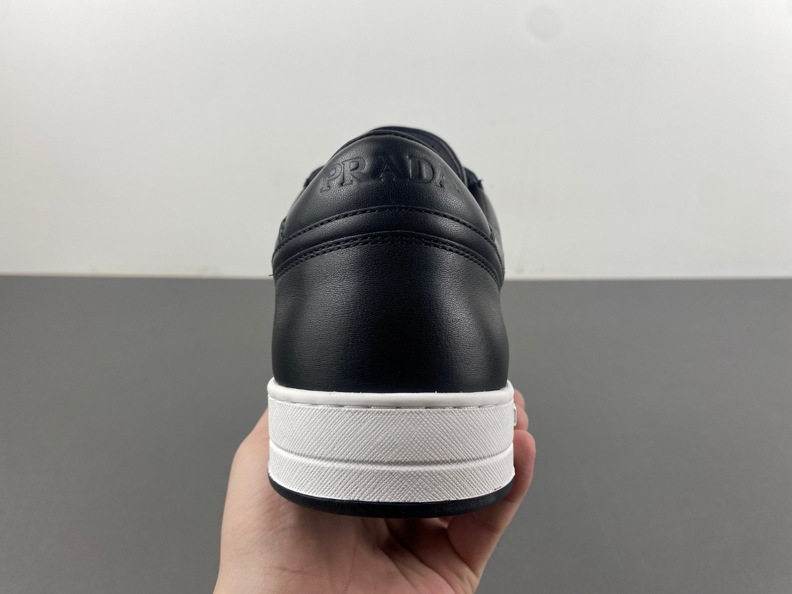 PA Low Sneakers