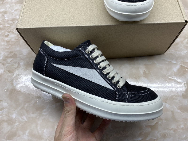 RO Sneakers