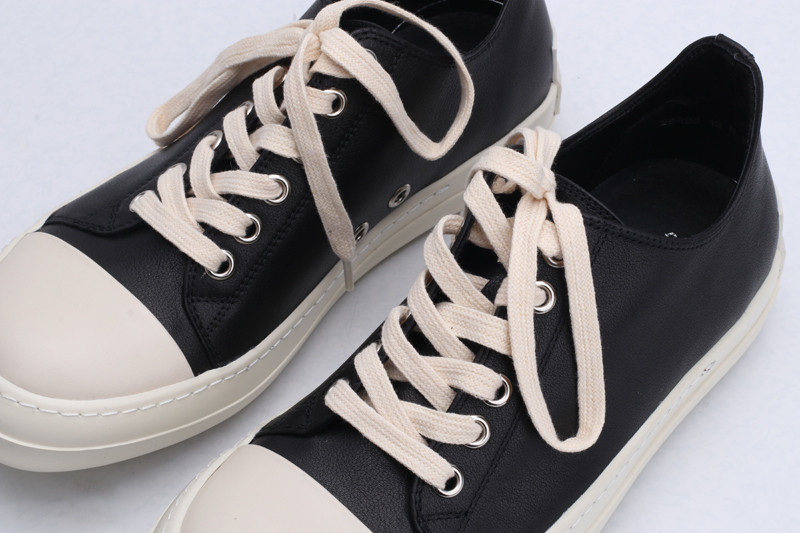RO Sneakers Black Smooth Low