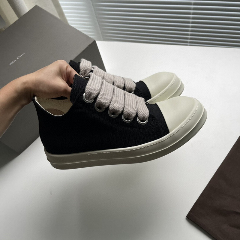 RO Sneakers