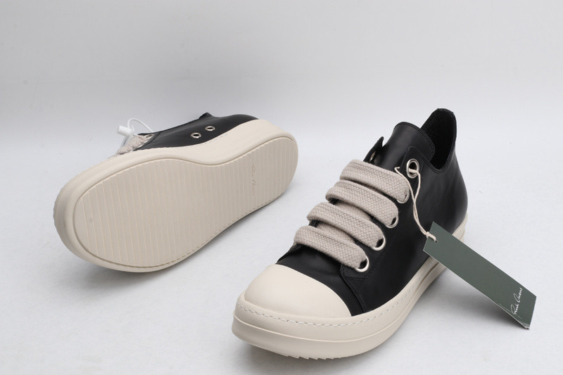 RO Sneakers