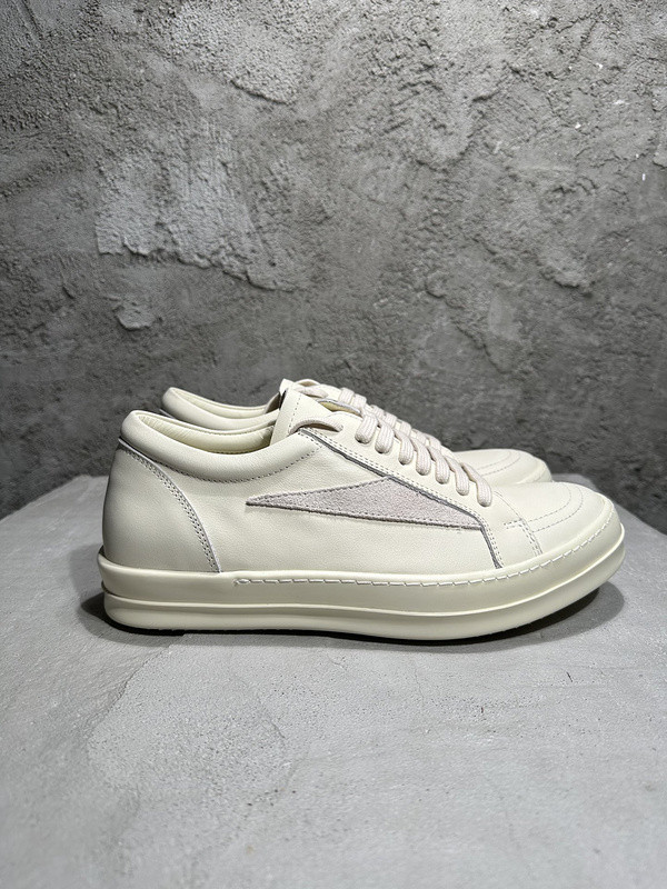 RO Sneakers