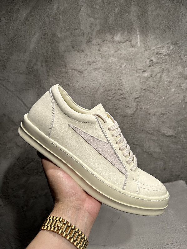 RO Sneakers