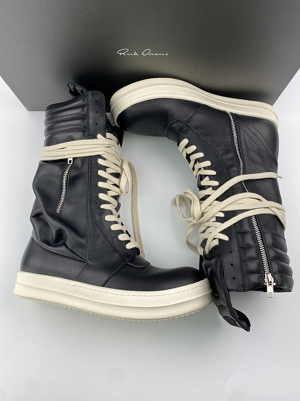 RO Sneakers