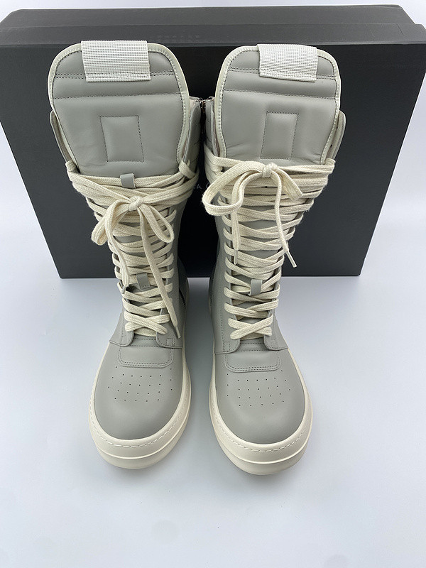 RO Sneakers