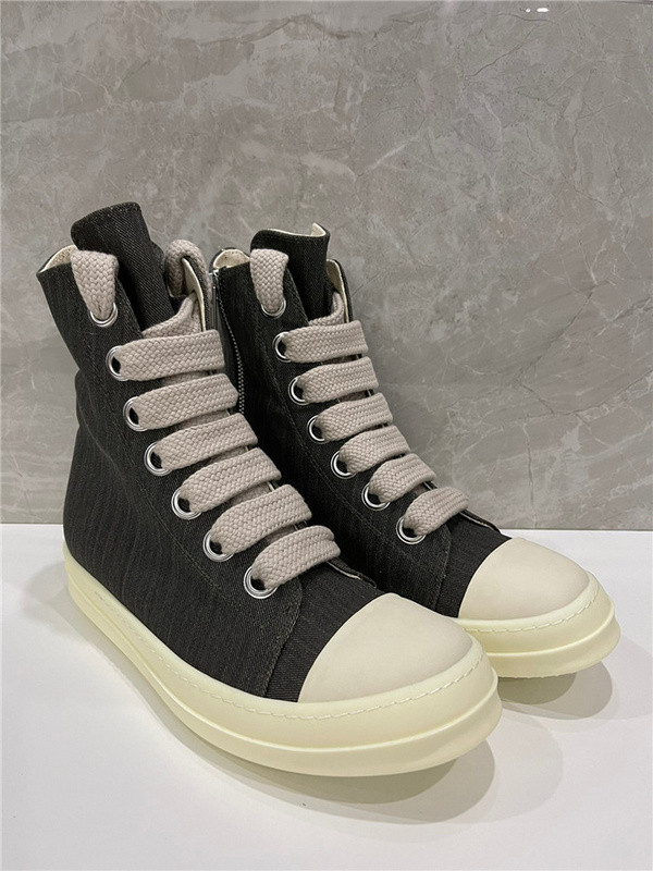 RO Sneakers