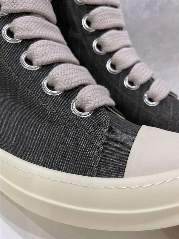 RO Sneakers