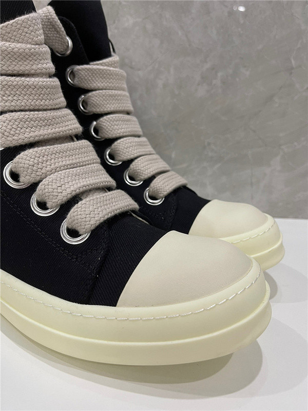 RO Sneakers