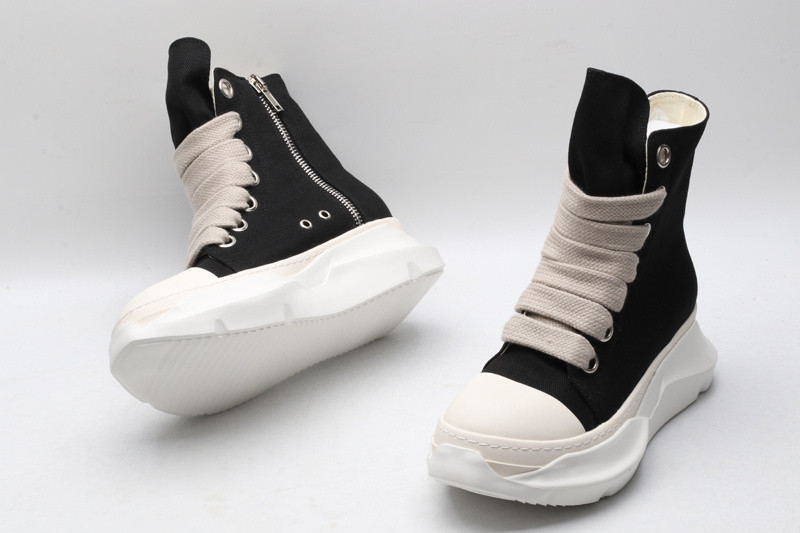 RO Sneakers