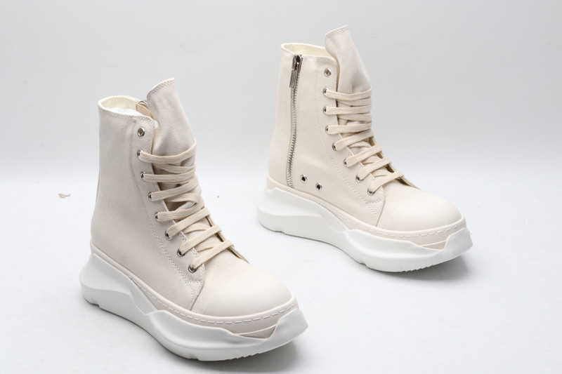RO Sneakers