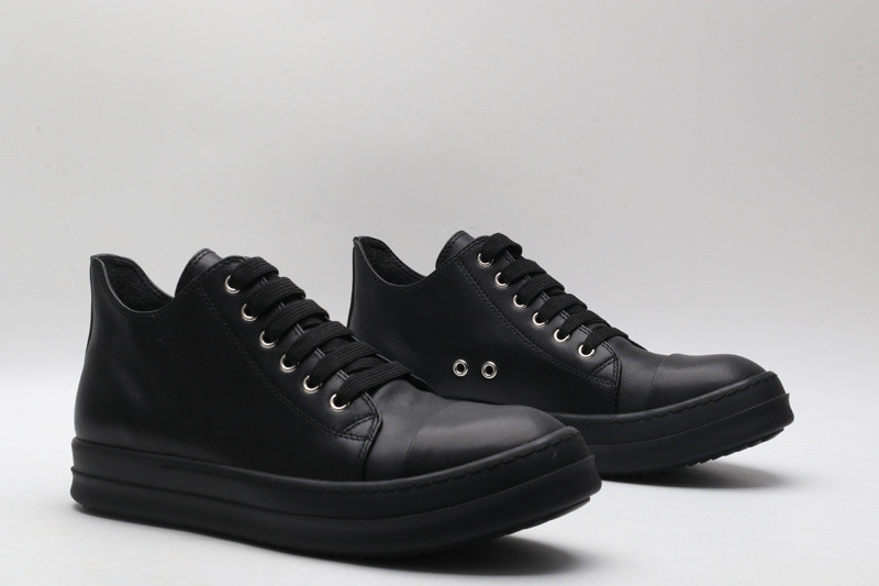RO Sneakers