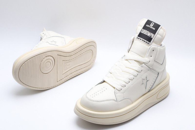 RO Sneakers