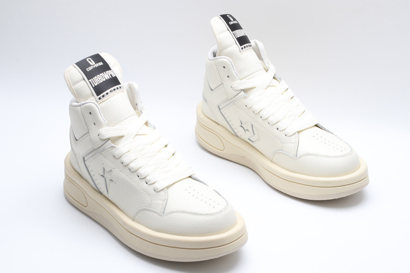 RO Sneakers