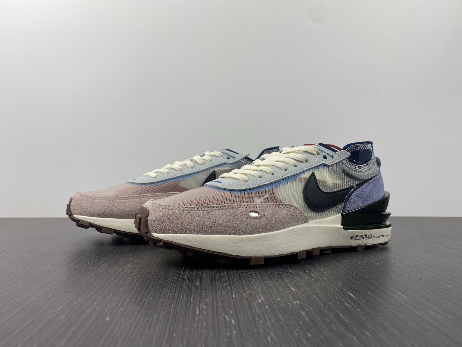 Nike Waffle One “The Great Unity” DM5446-701