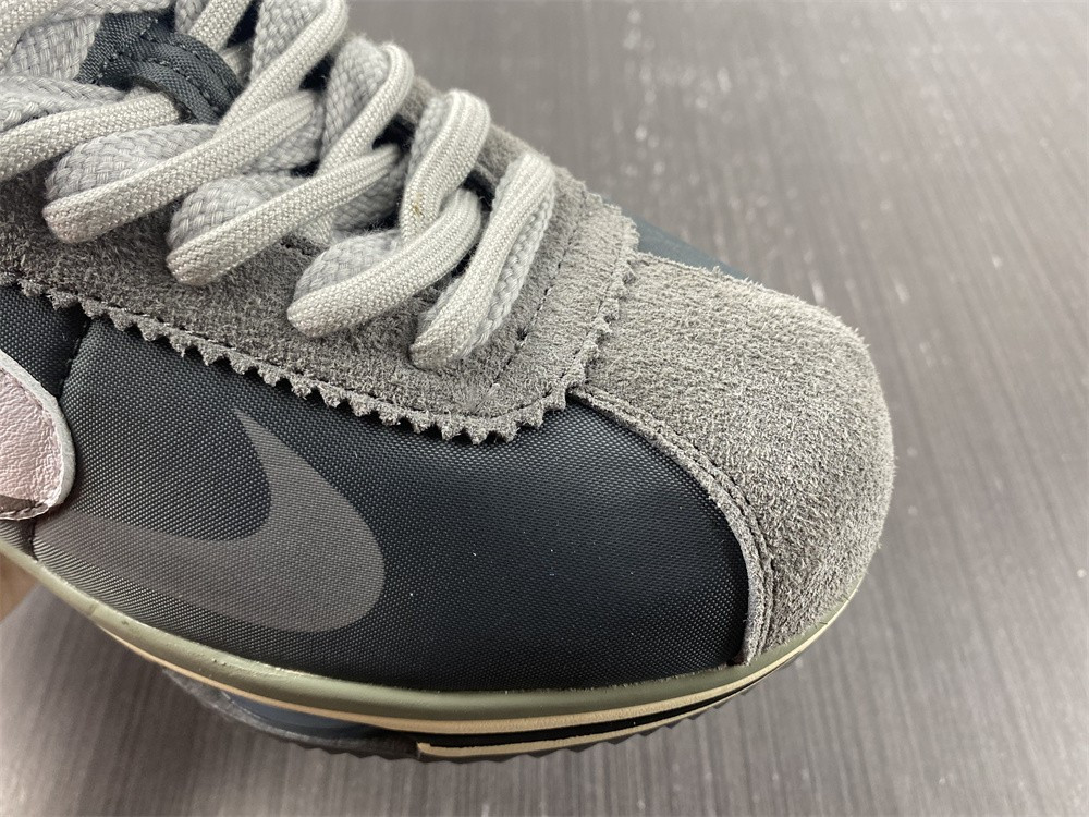 Sacai x Nk Zoom Cortez 4.0 DQ0581-001