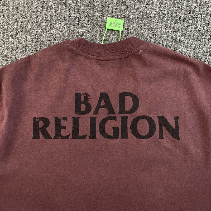 Sant Vest T Shirt