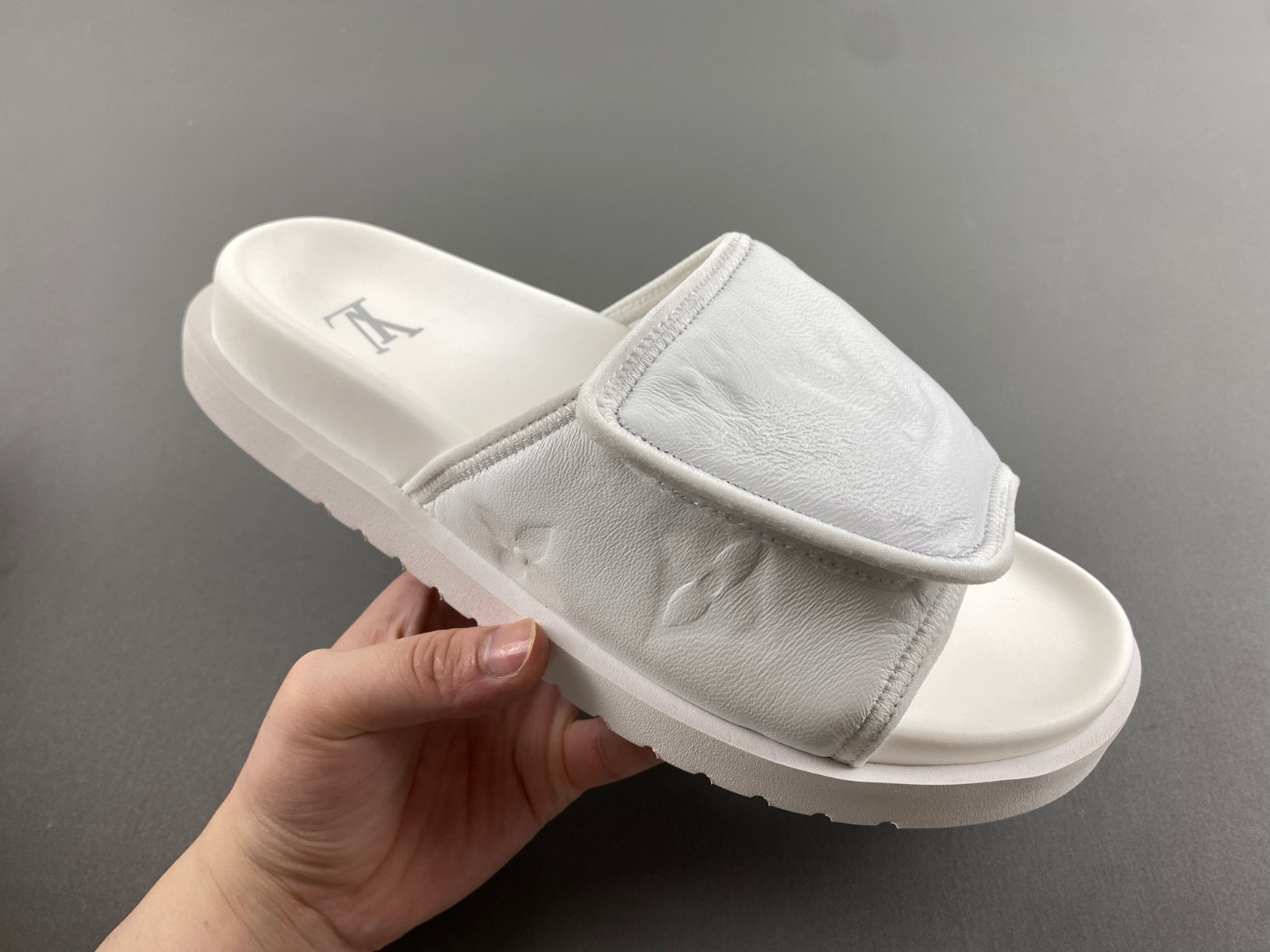 L*V Slides