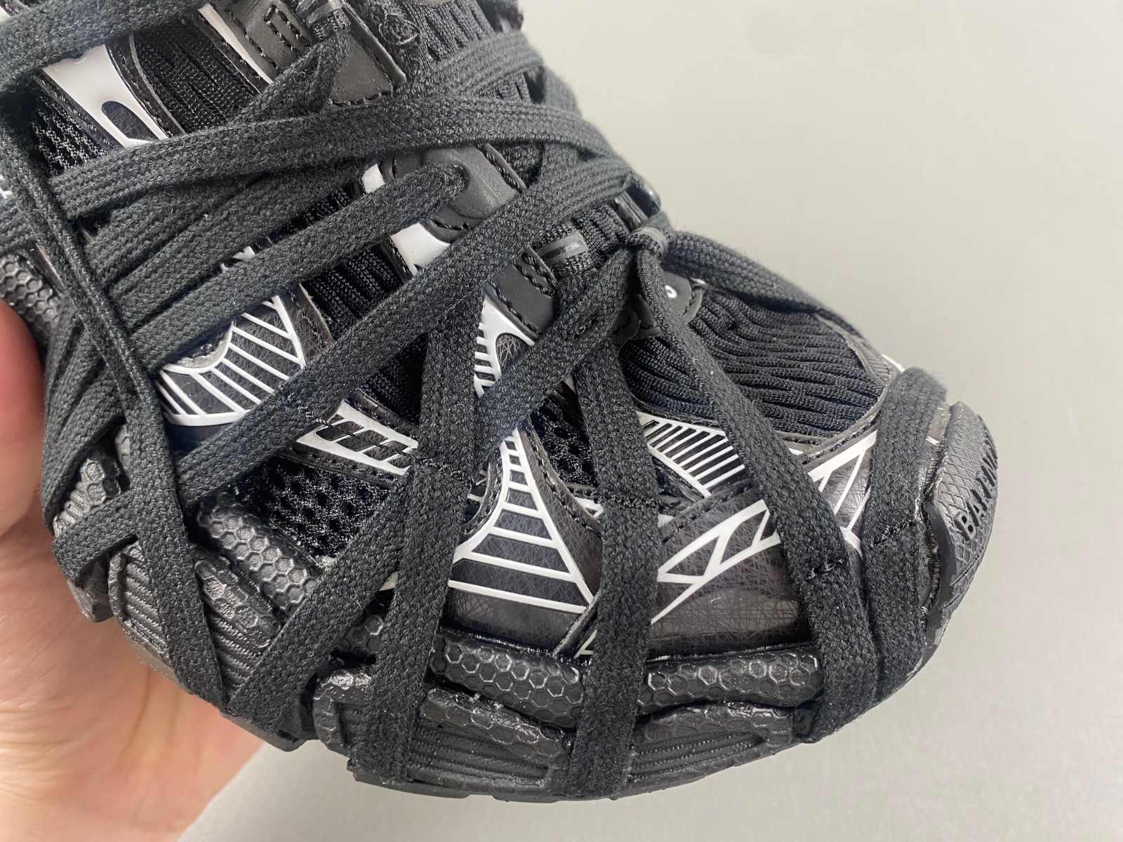Ba*len*cia*ga phantom sneaker 734734 w3xl1 1090