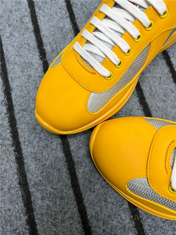 PA Low Sneakers