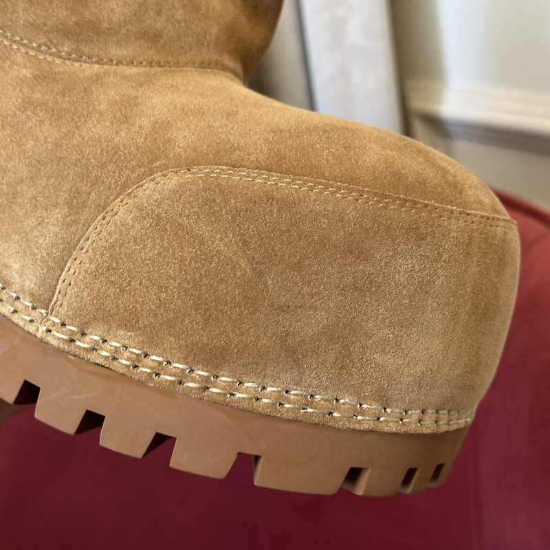 Ba*len*cia*ga boots