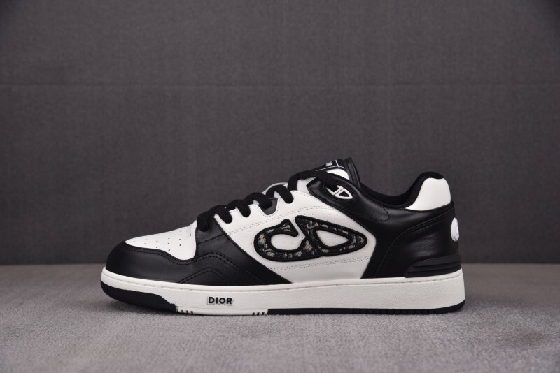 DR B57 Sneaker