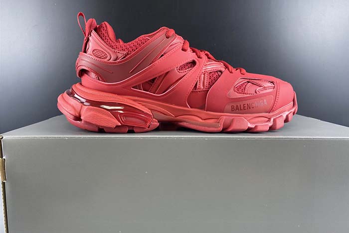 Ba*len*cia*ga track 3.0 red 542023 w2la1 6000