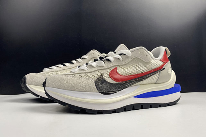sacai x Nike VaporWaffle 3.0  CV1363-100