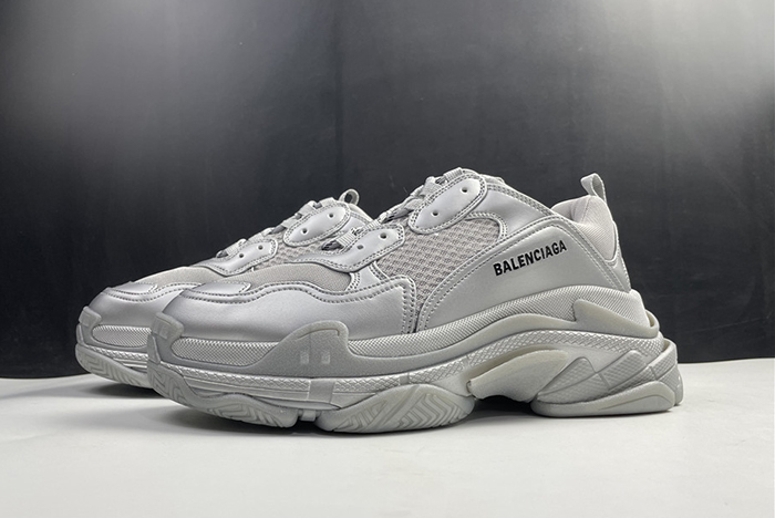 Ba*len*cia*ga triple s trainers  536737 w2fs2 8100