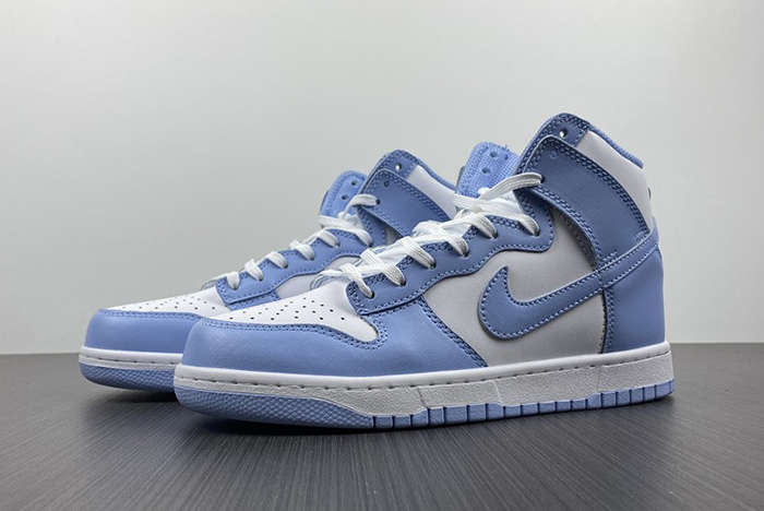 Nike Dunk High  DD1869-107