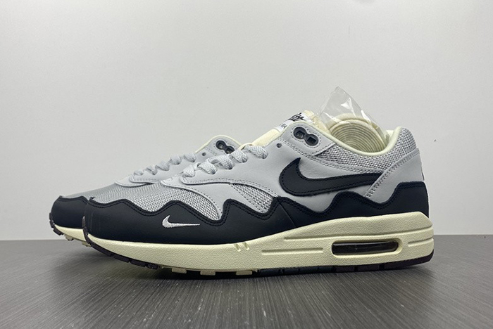 Patta x Nike Air Max 1  DH1348-002