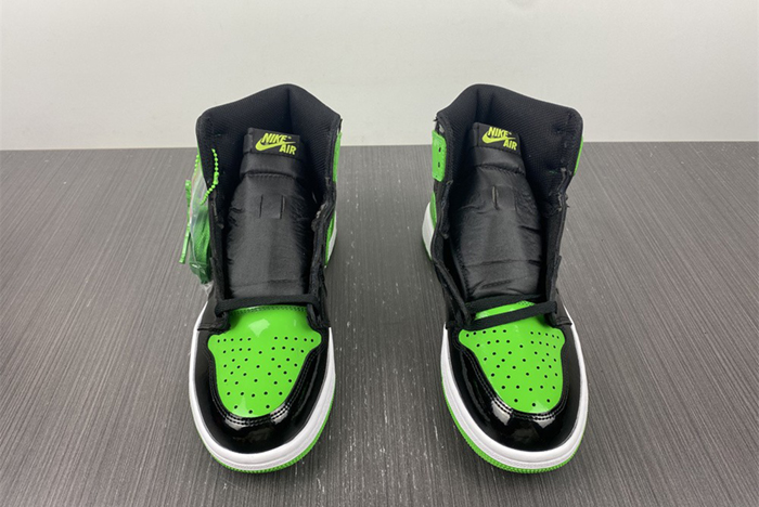Air Jordan 1 Retr o OG AJ1 555088-030 漆皮