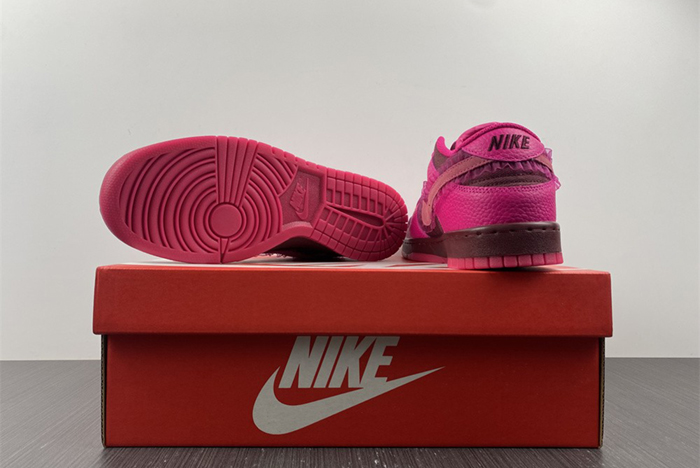 Nike Spruces Up Its Dunk Low