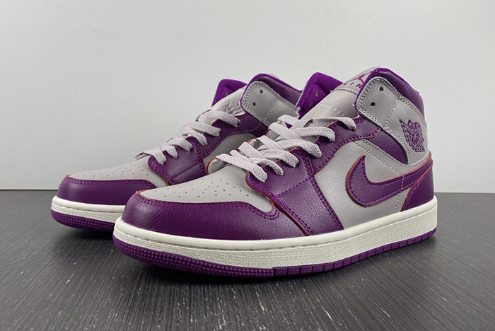 Air Jordan 1 Mid BQ6472-501
