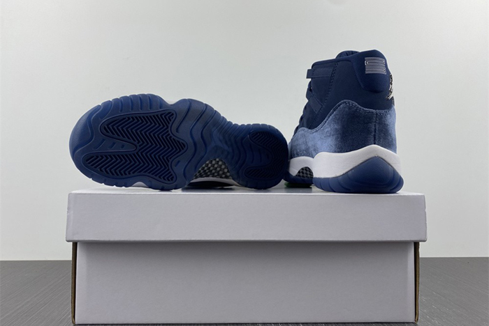11Air Jordan wmns  AR0715-441