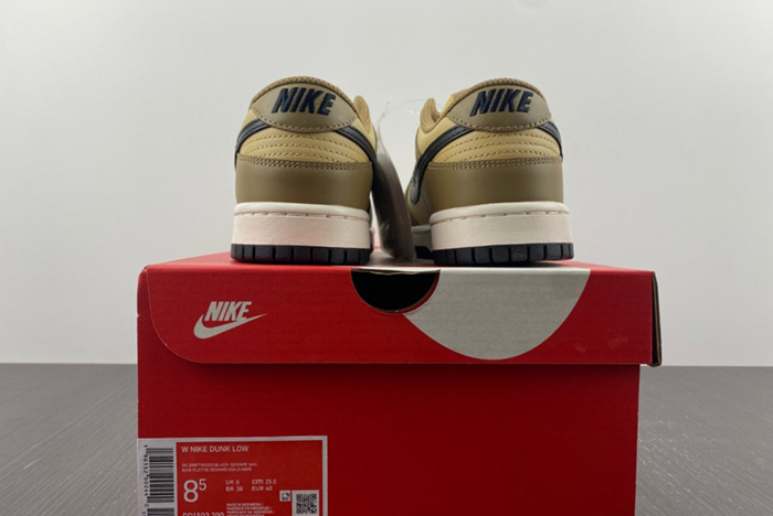 Dunk Low "Dark Driftwood"  DD1503-200