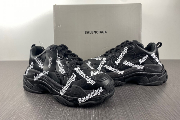 Ba*len*cia*ga triple s  536737 w2fab1090